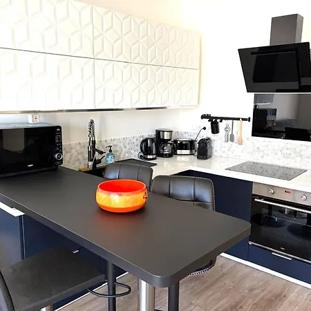 Hyper Centre Massena * Ницца