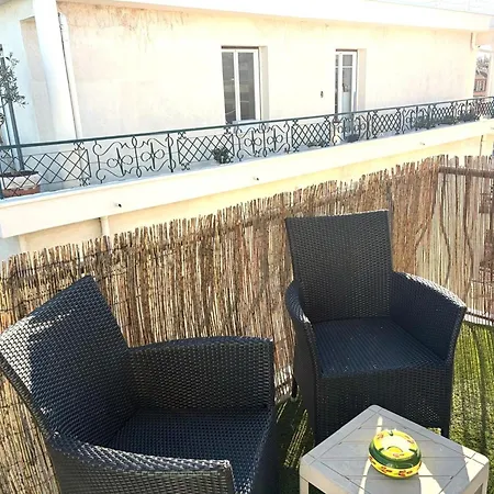 Hyper Centre Massena アパート